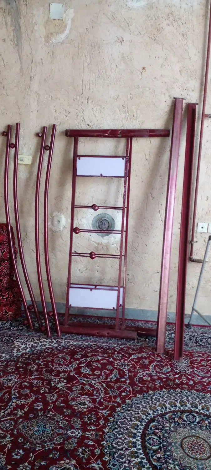 تخت وکمد|تخت و سرویس خواب|مرودشت, بیست متری بیمارستان|دیوار