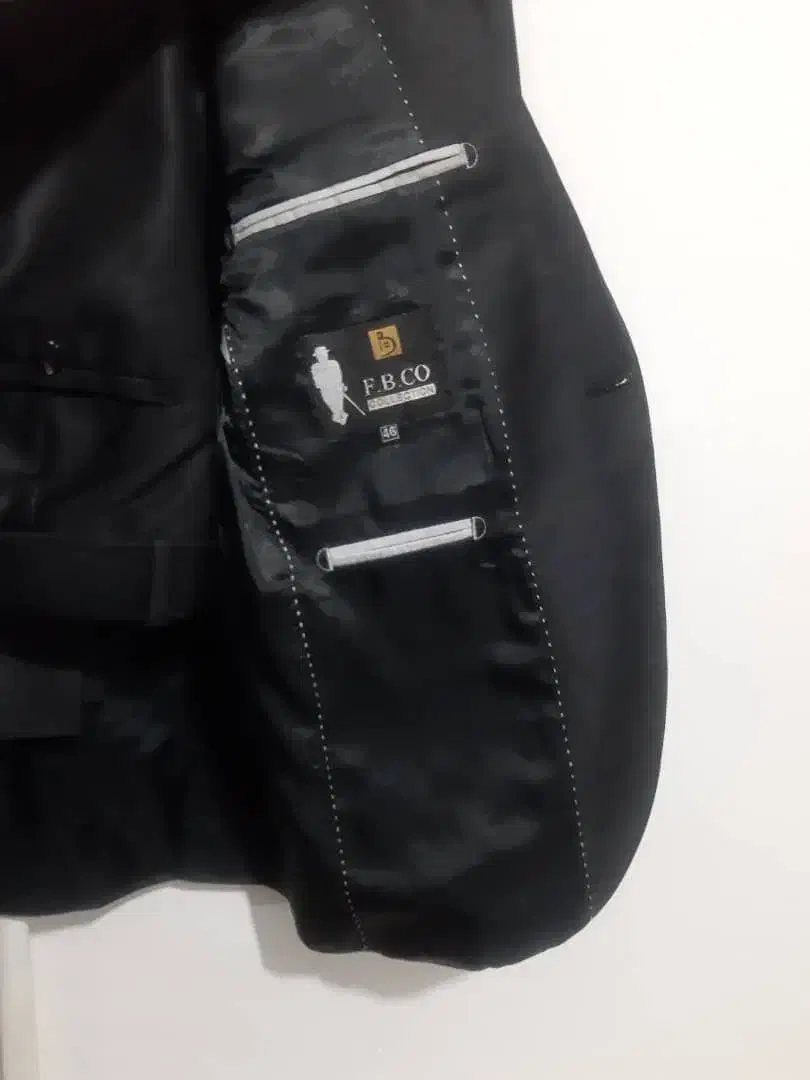 یک دست کت وشلوار .|لباس|ملایر, |دیوار