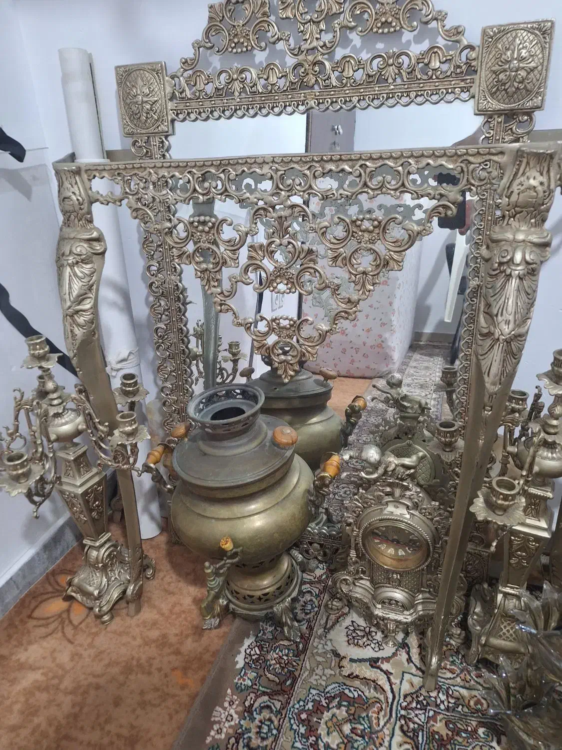 آینه کنسول برنزی خرید (فروشنده)|آینه|کرج, عظیمیه|دیوار