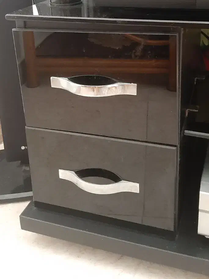 میزتلویزیون|میز تلویزیون|رشت, گلسار|دیوار