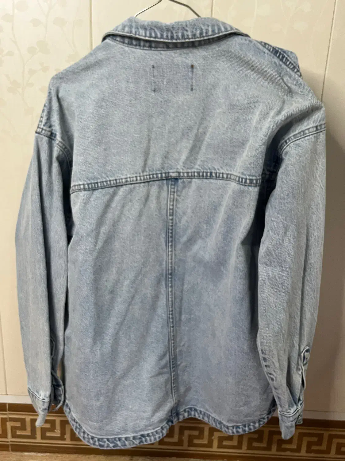 کُت جین (یونی سکس/مناسب زن و مرد)|لباس|بندر انزلی, خوش پیک|دیوار