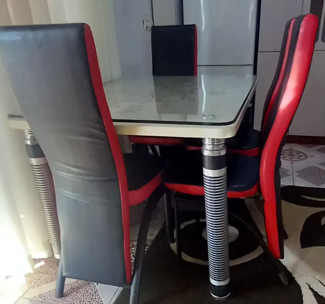 میز نهار خوری ۴نفره|میز و صندلی غذاخوری|رودسر, |دیوار