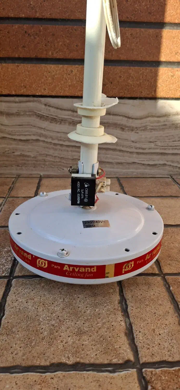 پنکه ی سقفی پارس (قدیمی) در حد نو|پنکه و تصفیهکنندهٔ هوا|مبارکه, |دیوار