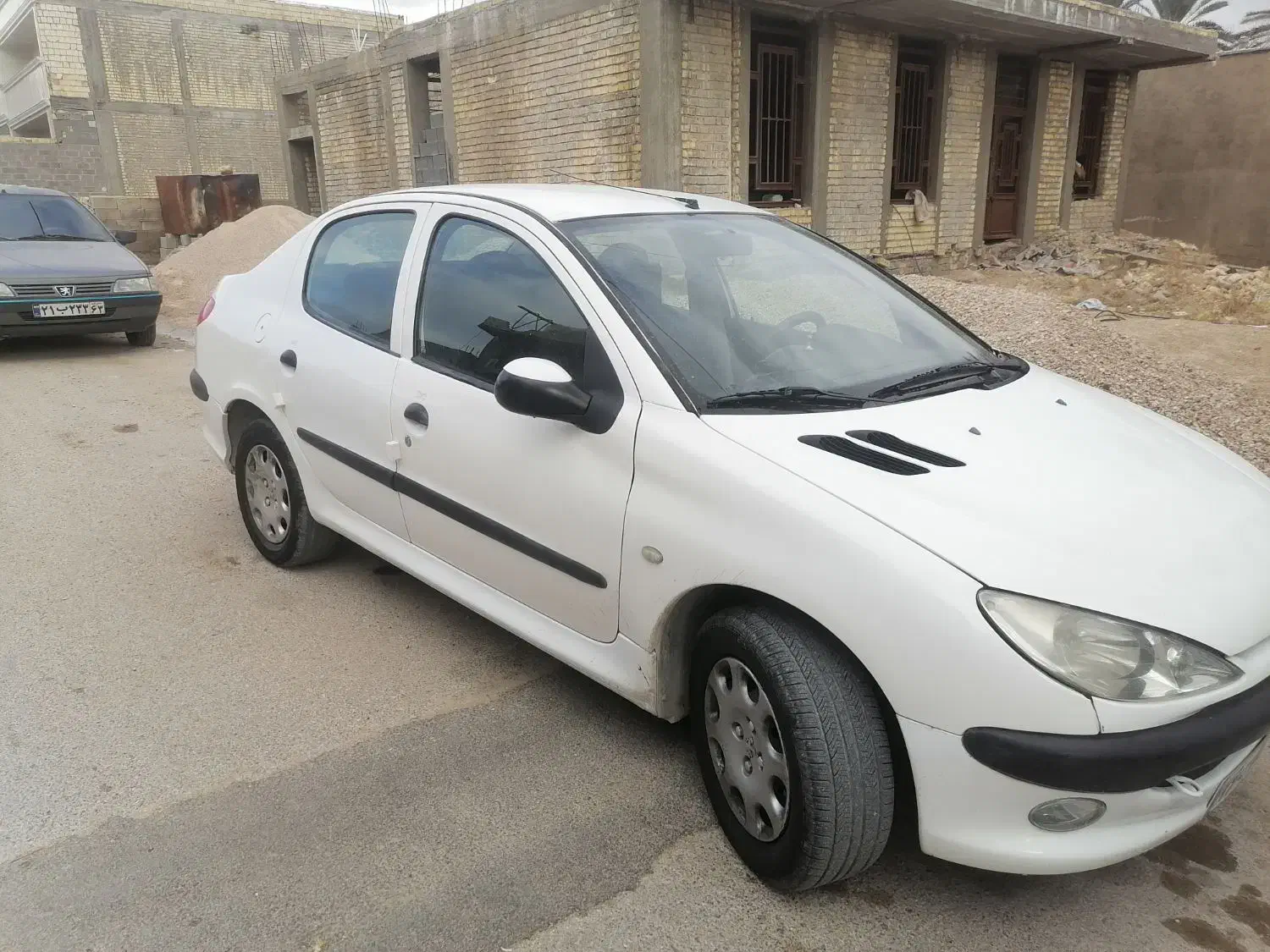 پژو 206 تیپ 5تیوفایو مدل 93|خودرو سواری و وانت|نی‌ریز, |دیوار