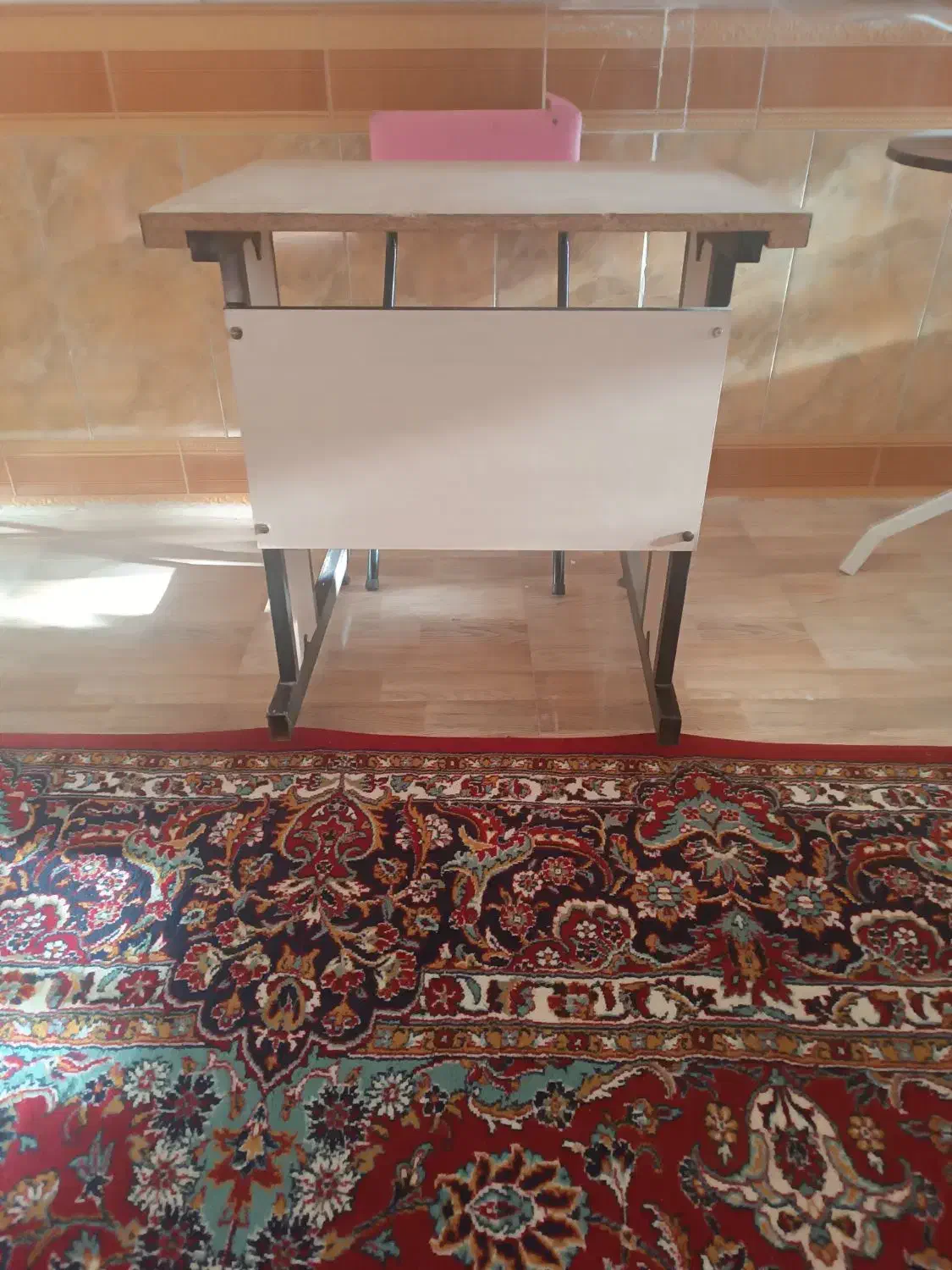 میز تحریر و صندلی|میز تحریر و کامپیوتر|نیشابور, شهرک بهارستان|دیوار