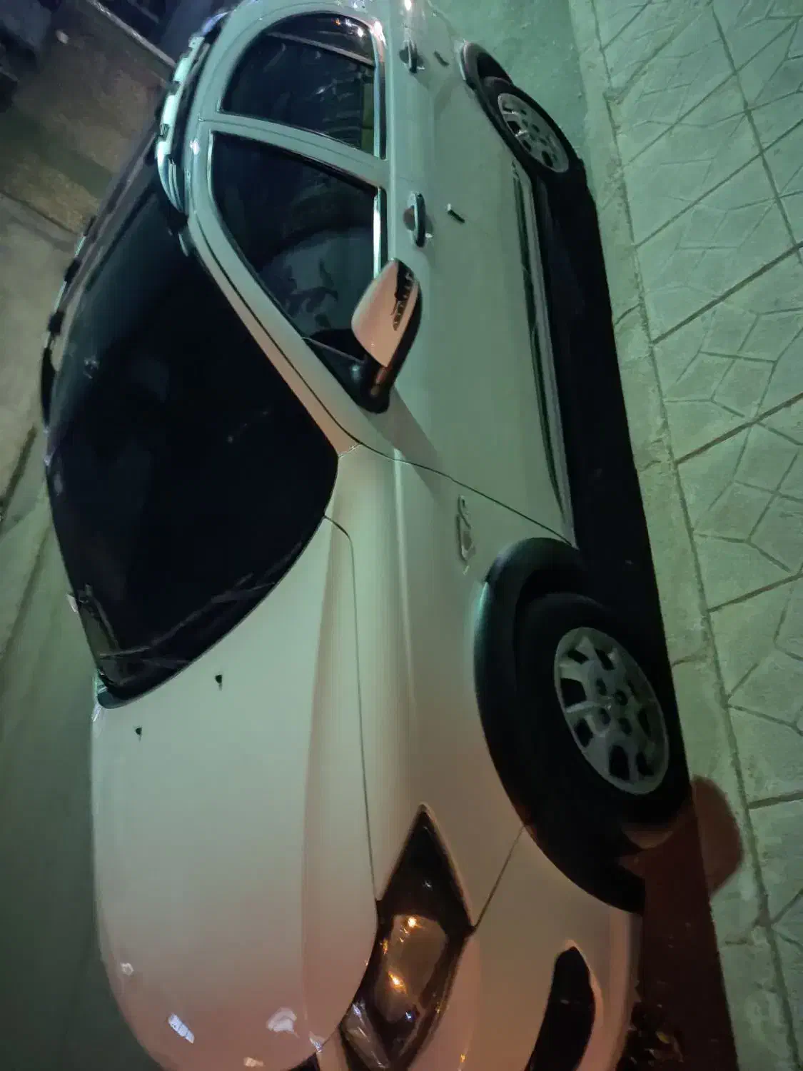 کوییک آر سفید،مشکی|خودرو سواری و وانت|شهرکرد, |دیوار