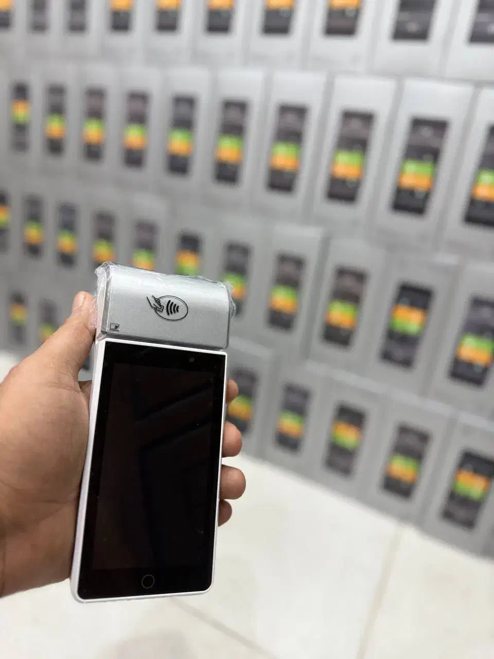 فروش ویژه کشلس بانک شهر تی وان پرو با شرایط 6ماهه|فروشگاه و مغازه|مشهد, شهید بهشتی|دیوار