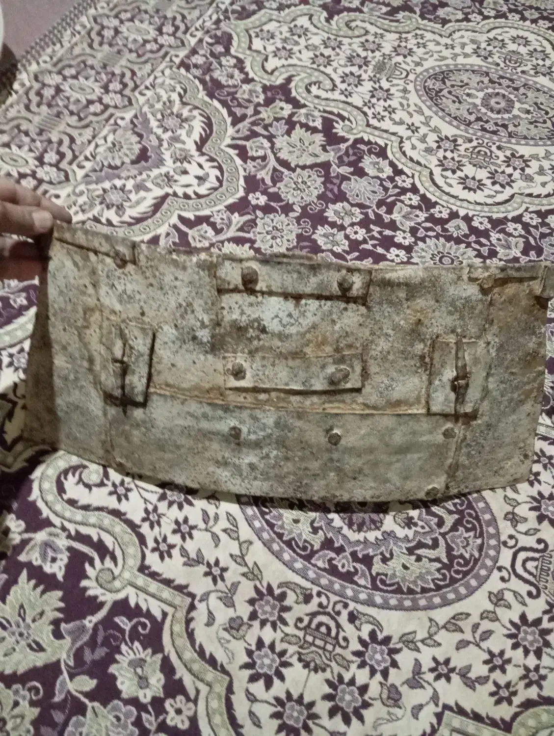 عتیقه‌ و قث|کلکسیون اشیاء عتیقه|برخوار, |دیوار