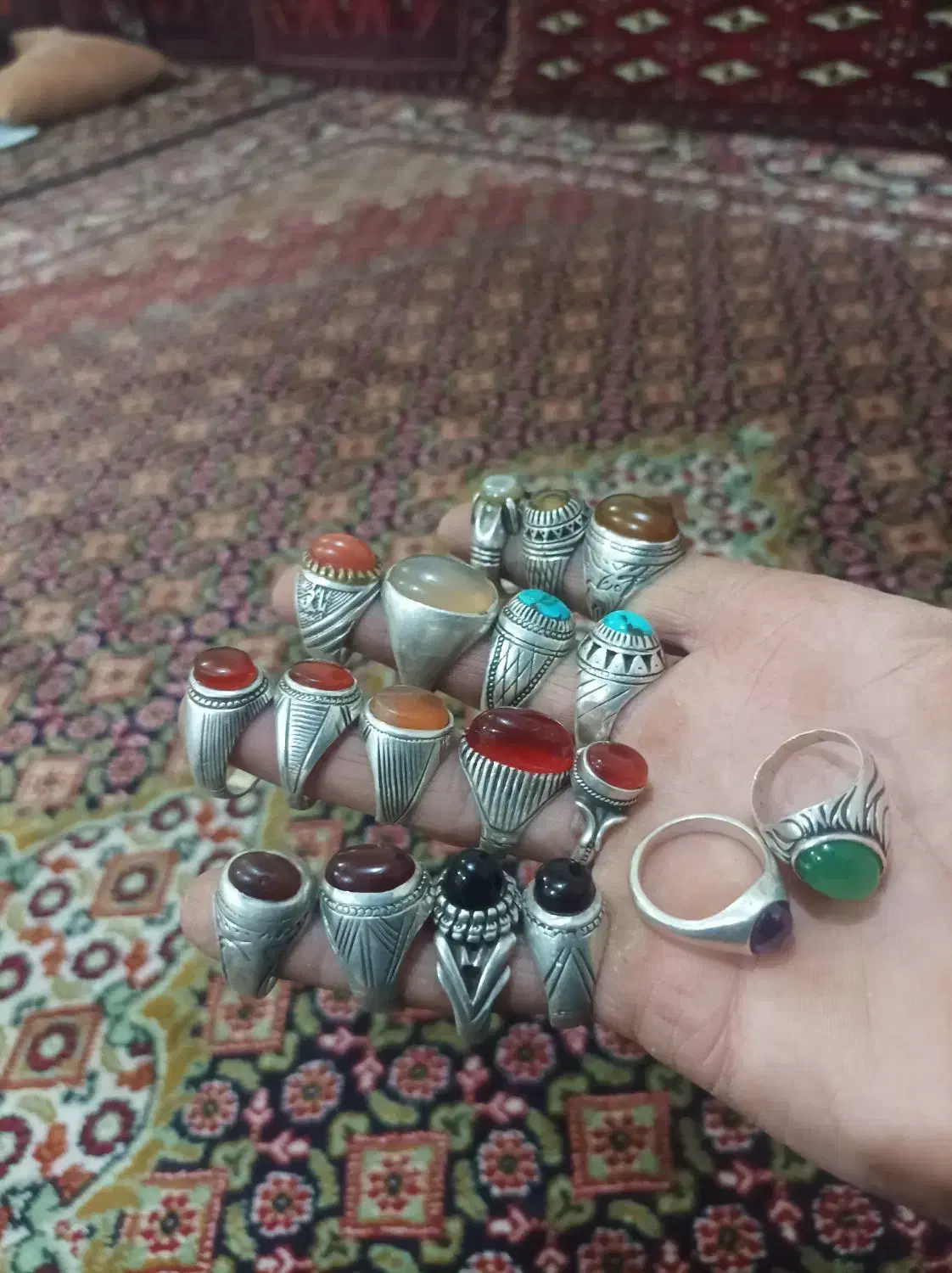 انگشترهای گلچین شده قدیمی وکهنه|جواهرات|بیرجند, |دیوار