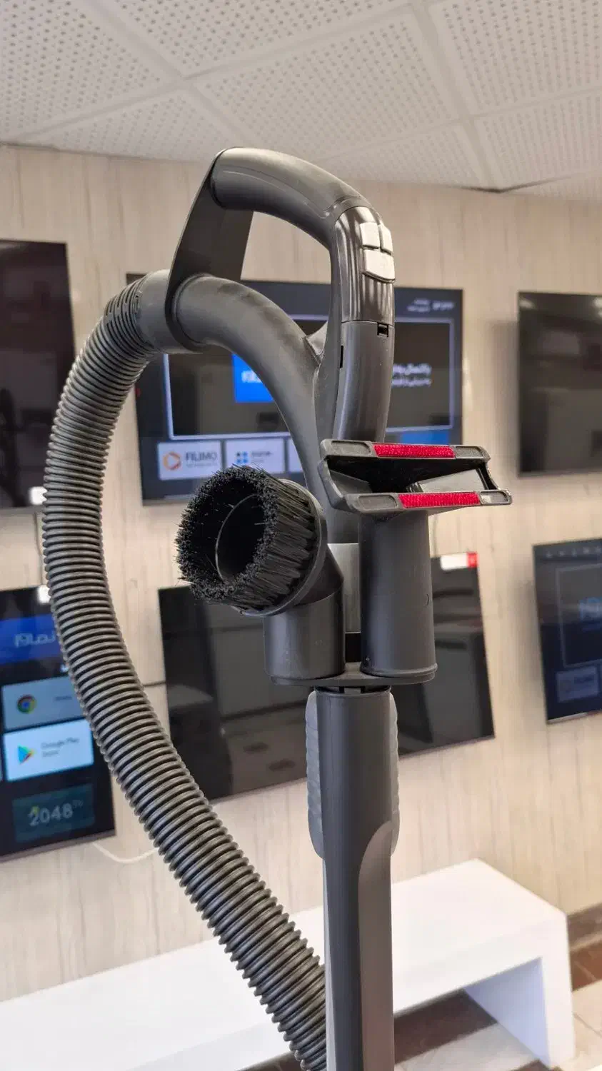 فروش ویژه جاروبرقی ویترینی زیر قیمت بازار|جاروبرقی، جارو شارژی، بخارشو|اراک, |دیوار