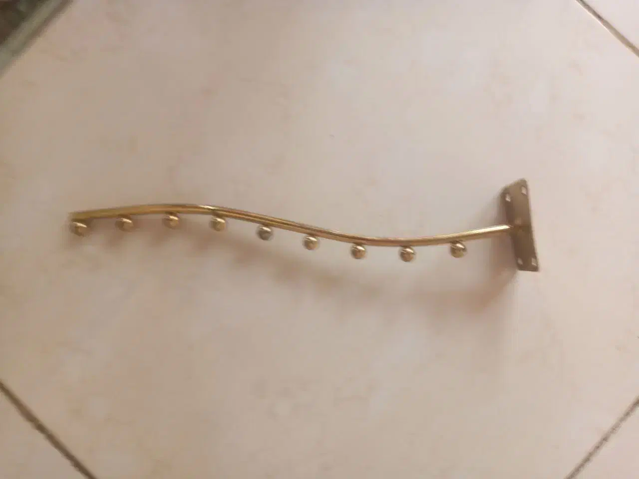 چوب لباسی فلزی طلایی|بندرخت و رخت‌آویز|قائم‌شهر, |دیوار