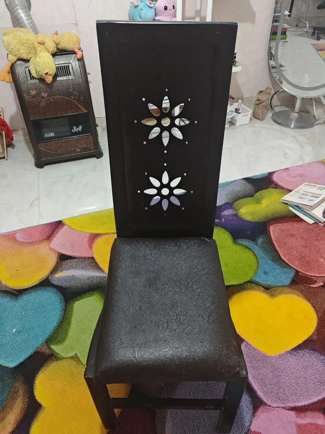 ۴ عدد صندلی جنس ام دی آف سنگین کفی چرمی|میز و صندلی غذاخوری|شیراز, قدوسی شرقی|دیوار