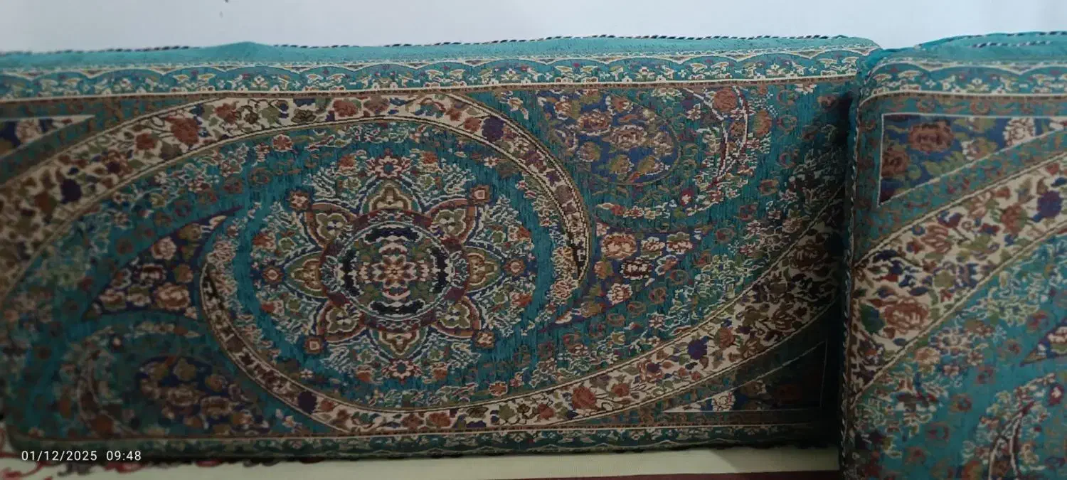 پشتی و روفرشی|روفرشی|ایلام, |دیوار