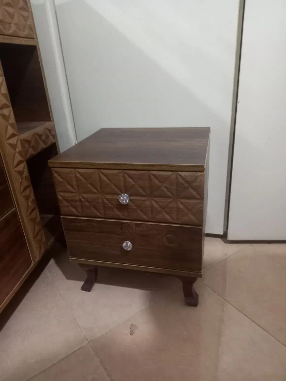 *سرویس خواب کامل بسیار نو و تمیز *|تخت و سرویس خواب|پردیس, فاز ۴|دیوار