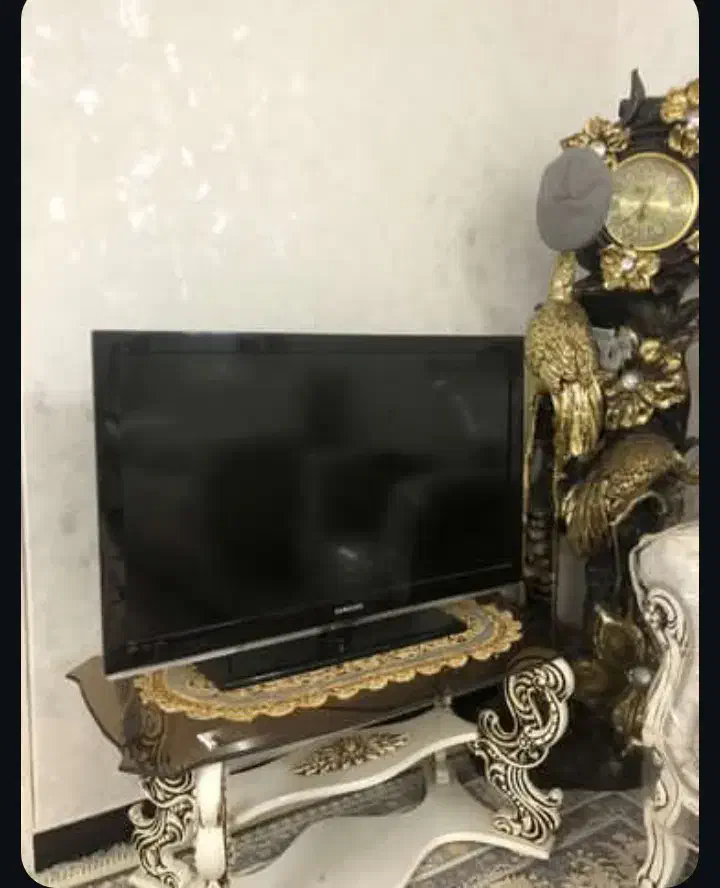 تلویزیون ال سی دی ۴۰ اینچ|تلویزیون و پروژکتور|بروجرد, |دیوار