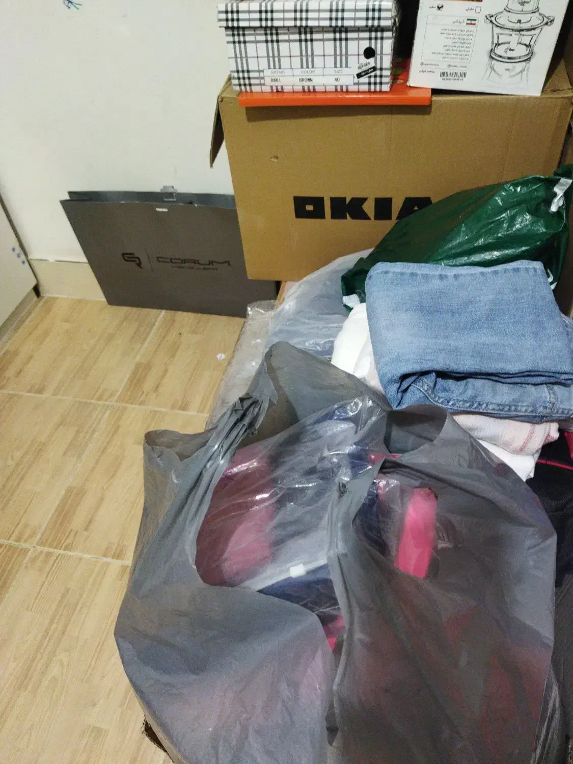 تعدادی لباس پسرانه ۸تا ۱۰سال برند خارجی|کفش و لباس بچه|شاهینشهر, فدک|دیوار