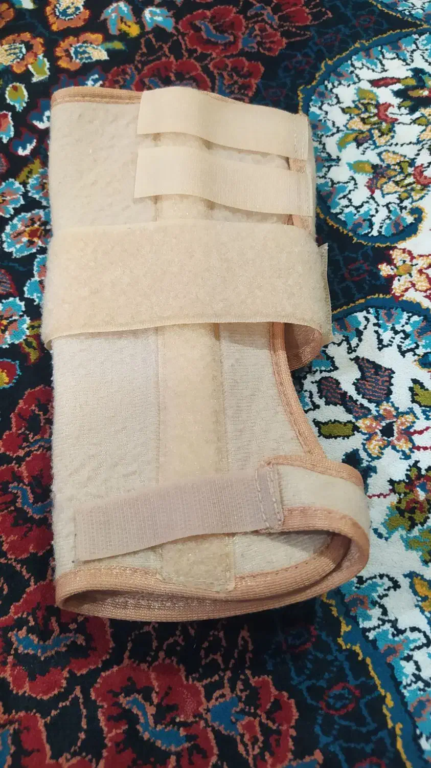 دستکش آتل دار و کردن آویز|آرایشی، بهداشتی، درمانی|اردبیل, |دیوار