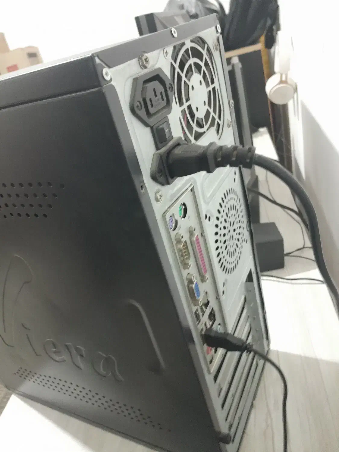 کامپیوتر دل|رایانه رومیزی|قروه, |دیوار