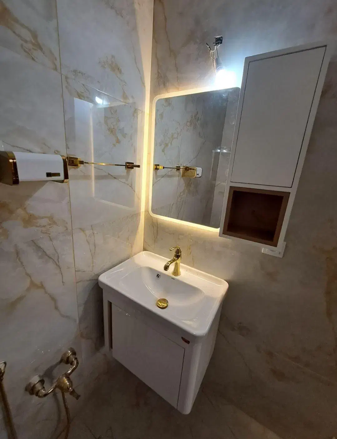 نصب شیرآلات ،لوله کشی وخرده کاری آب،فاضلاب،گاز|خدمات پیشه و مهارت|اسلامشهر, شهرک مهدیه|دیوار