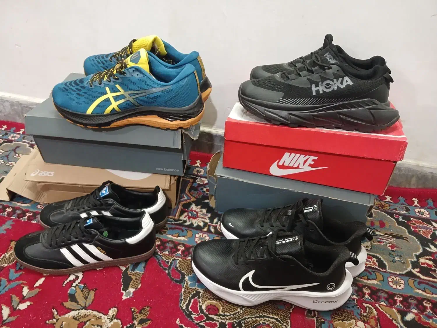 تعدادی کفش نو|کیف، کفش، کمربند|گرگان, |دیوار