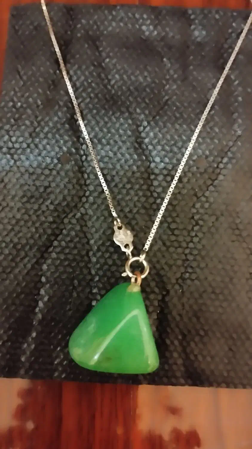 گردن آویز اصلی|جواهرات|شهرکرد, |دیوار