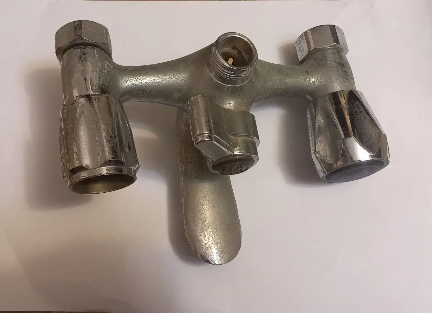 شیر  حمام پیچی|لوازم سرویس بهداشتی|کیش, |دیوار