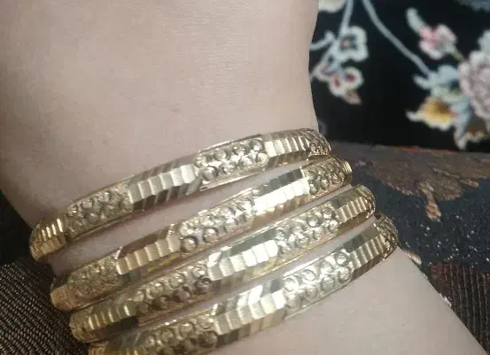 دو مدل النگو‌طلاروس شماره دار|بدلیجات|کرمانشاه, |دیوار