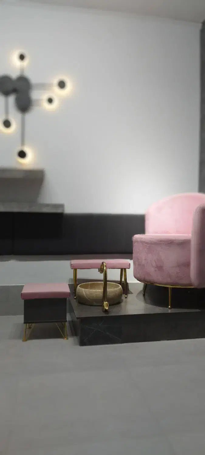 «تکمیل پرسنل سالن زیبایی»|استخدام درمانی، زیبایی، بهداشتی|قشم, |دیوار