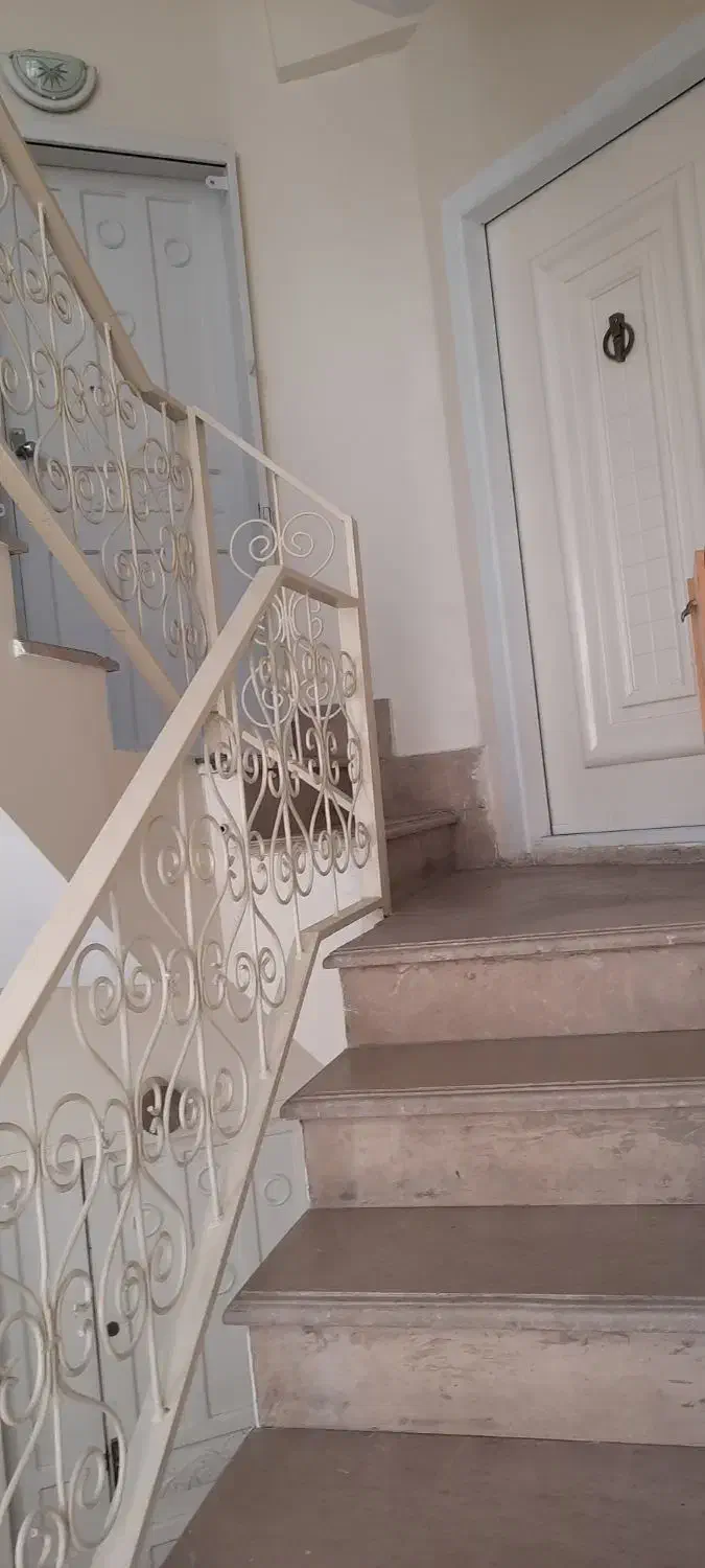 ۷۵متری بهبودی صالحیان