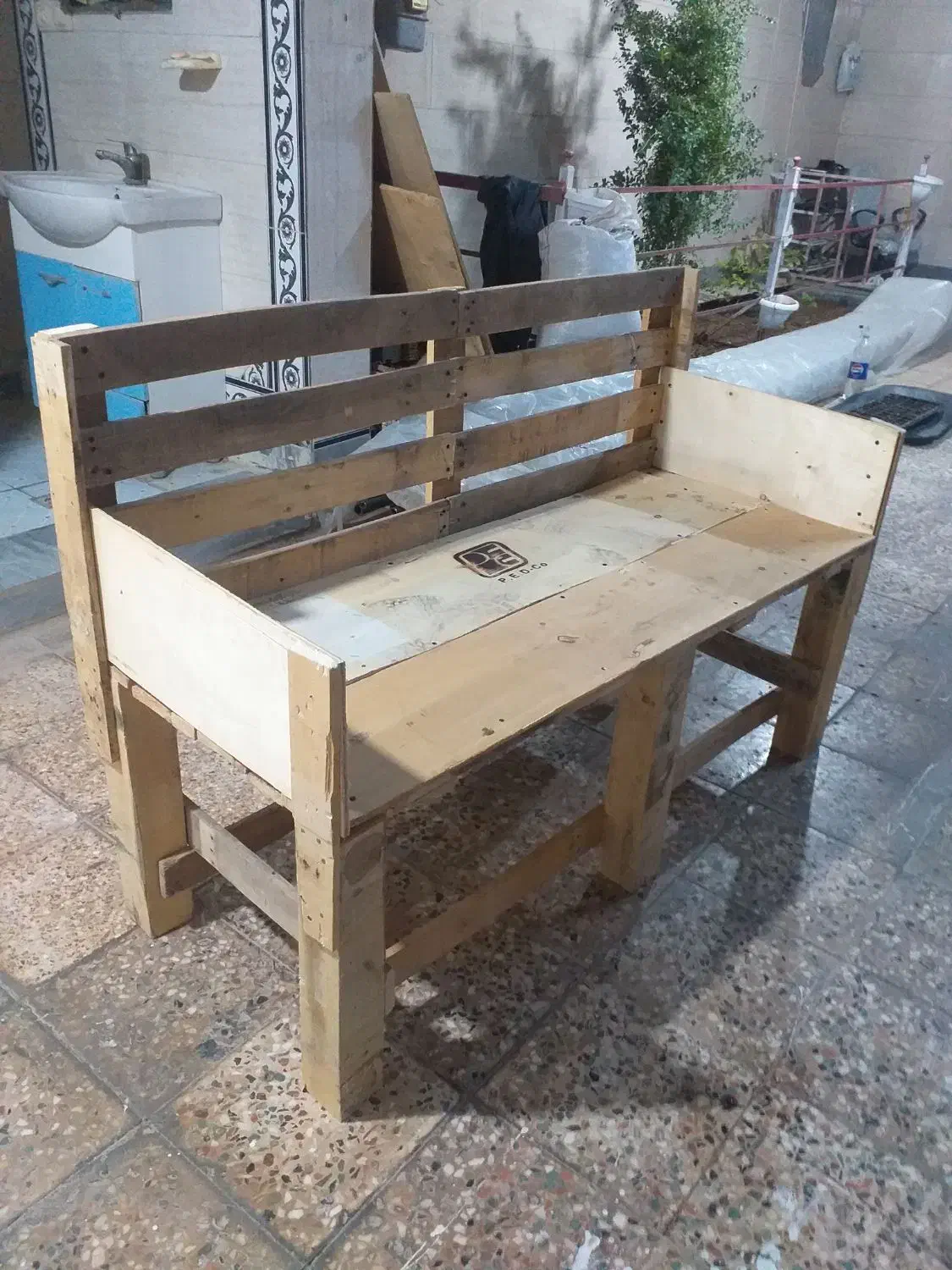 چهارپایه.میز.نیم کت .دس ساز|مبلمان خانگی و میز عسلی|امیدیه, |دیوار