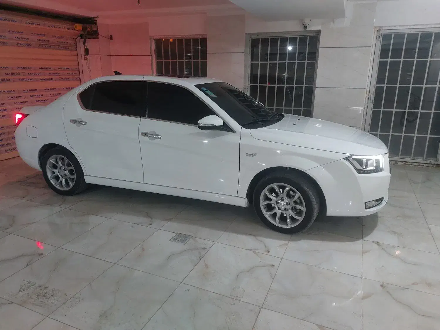 خودرو دنا اپشنال ۴۰۳ اتوماتیک|خودرو سواری و وانت|اردبیل, |دیوار