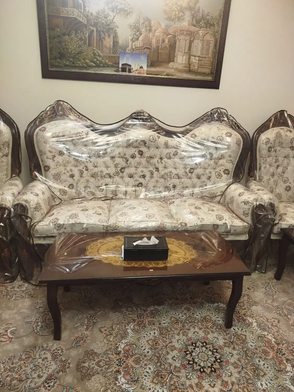 مبل 9نفره‌ درحد نو باعسلیها|مبلمان خانگی و میز عسلی|گلبهار, شهر جدید گلبهار|دیوار