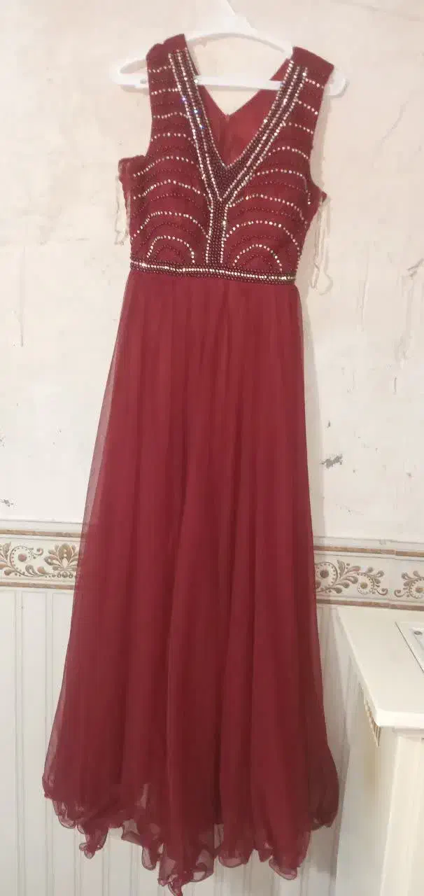 لباس مجلسی|لباس|چناران, |دیوار