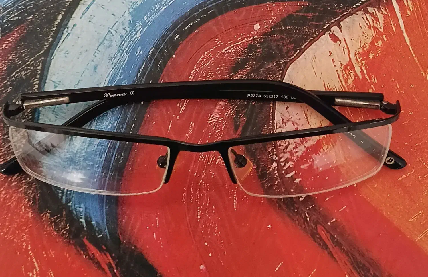 عینک طبی.|آرایشی، بهداشتی، درمانی|مرند, |دیوار