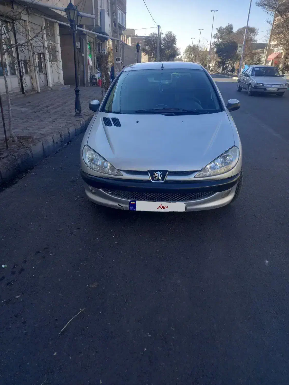 ماشین‌پژو‌۲۰۶‌مدل‌۸۴‌به‌شرط|خودرو سواری و وانت|سراب, |دیوار