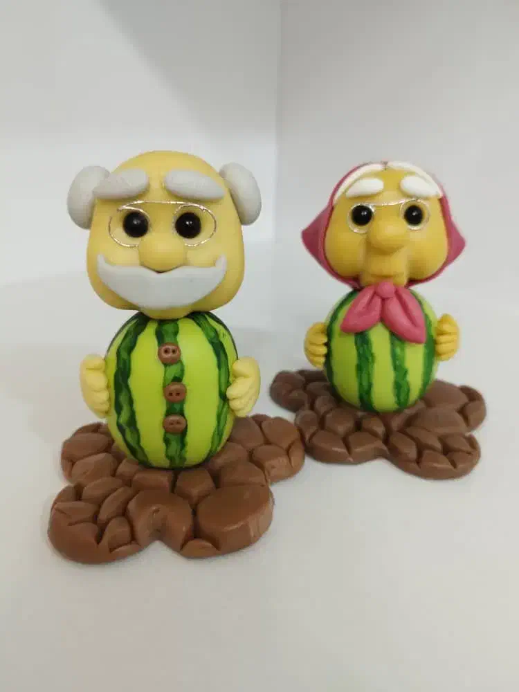 مجسمه یلدایی|مجسمه، تندیس، ماکت|کازرون, |دیوار