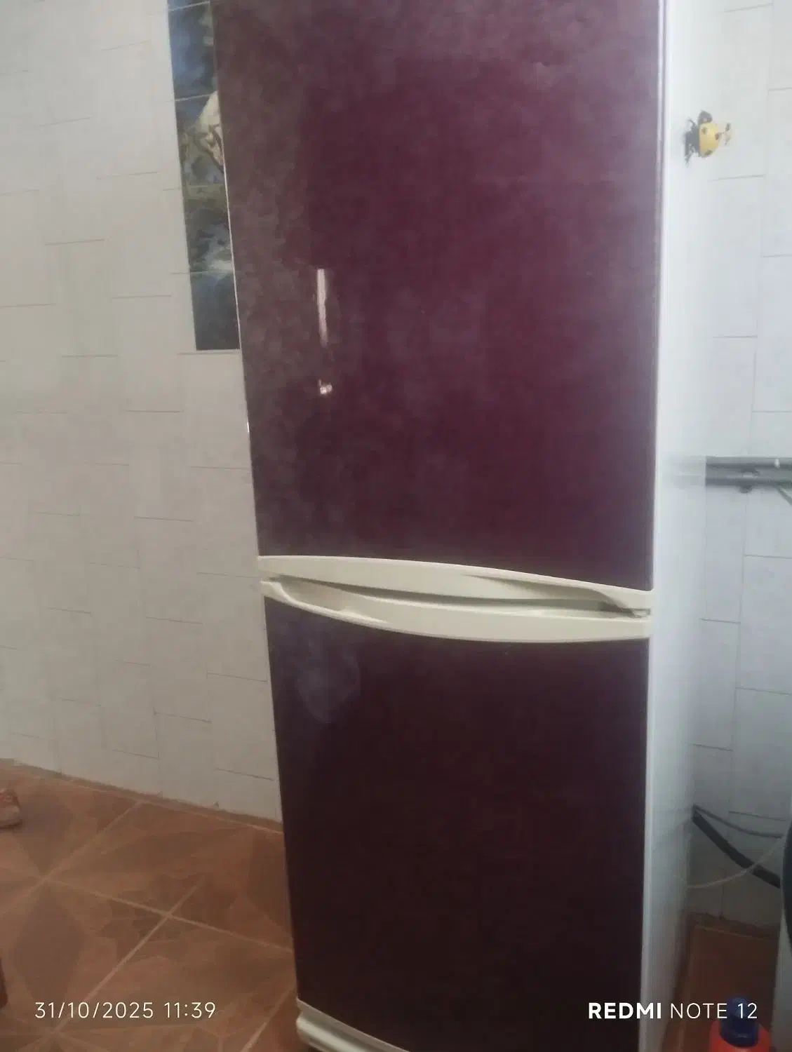 یخچال|یخچال و فریزر|بروجن, |دیوار