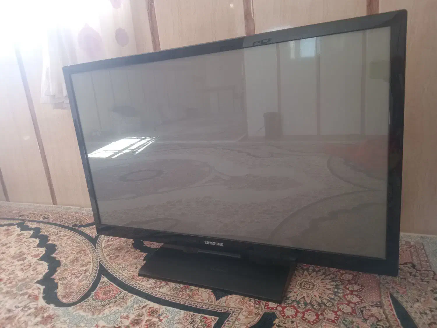 ال سی دی43اینج سامسونگ|تلویزیون و پروژکتور|خرم‌آباد, |دیوار