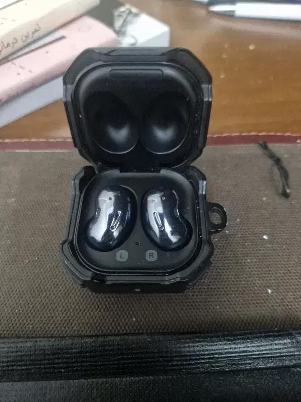 بادز لایو buds live|لوازم جانبی موبایل و تبلت|کرج, فاز ۳ گوهردشت|دیوار