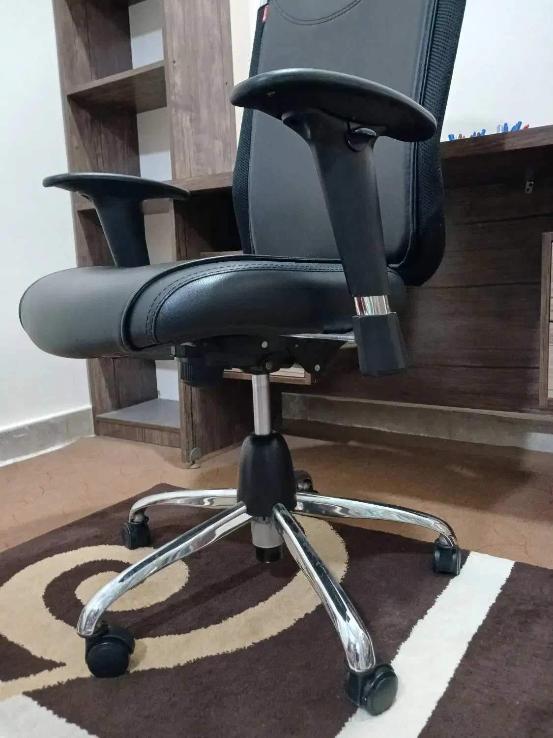 صندلی طبی مدیریتی برند نیلپر|صندلی و نیمکت|اهواز, کوروش|دیوار