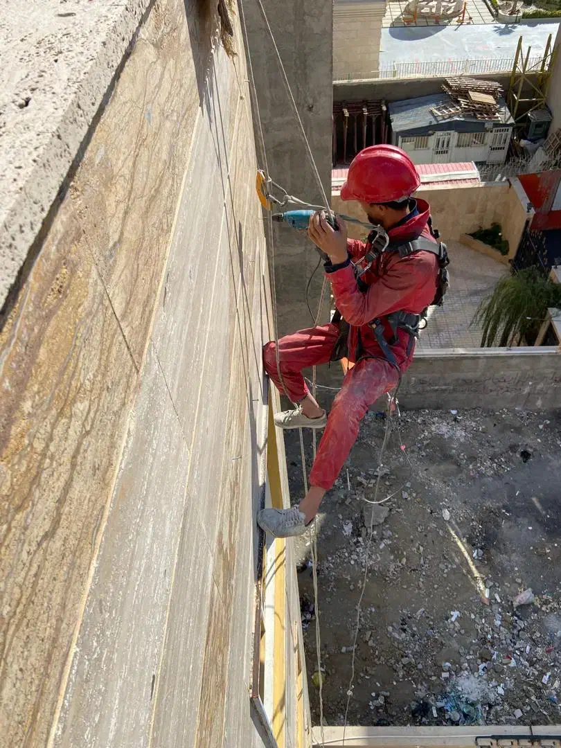 پیچ رولپلاک سنگ نما راپل نصب سنگ کار با طناب|خدمات پیشه و مهارت|اسلامشهر, شهرک محمدیه|دیوار