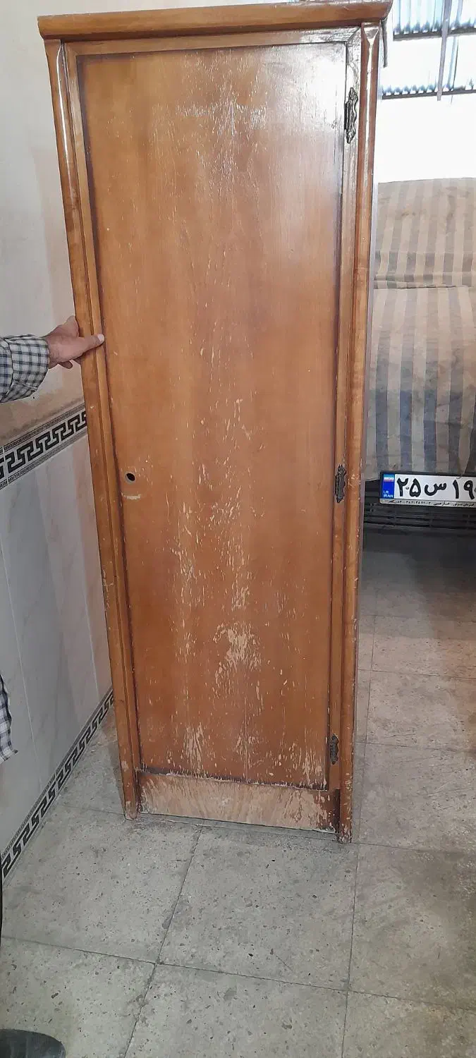 یک جفت کمد جالباسی|جاکفشی، کمد، دراور|کرمانشاه, |دیوار