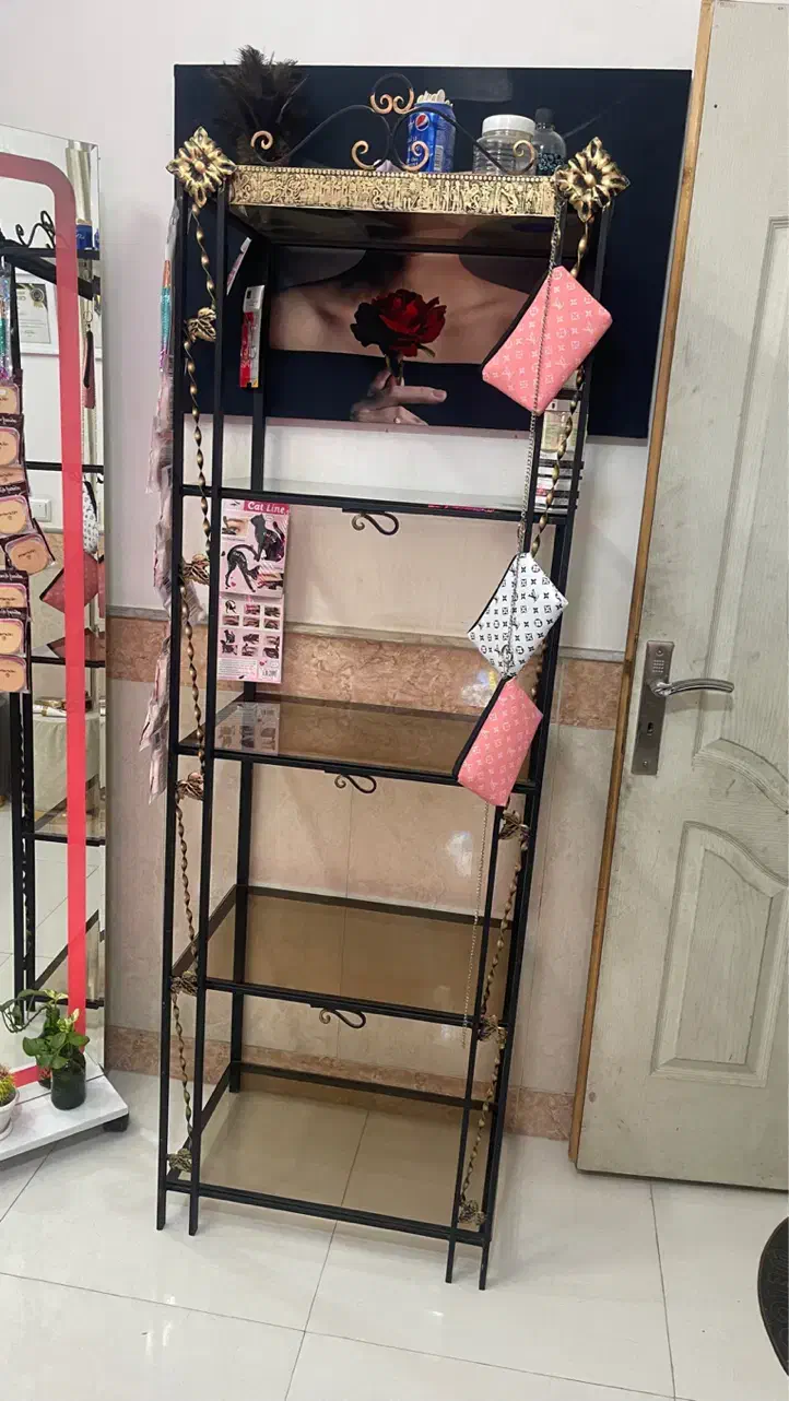 ویترین فرفوژه ۵طبقه سفارشی|بوفه، ویترین، کنسول|قم, علی آباد سعدگان|دیوار
