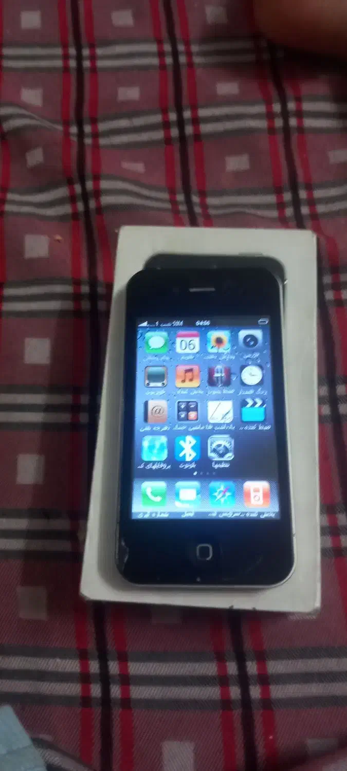 گوشی آپل|موبایل|اندیشه, اندیشه فاز ۱|دیوار