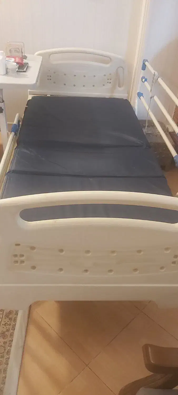 تخت برقی بیمارستانی با قابلیت تنظیم ارتفاع|پزشکی|کرمانشاه, |دیوار