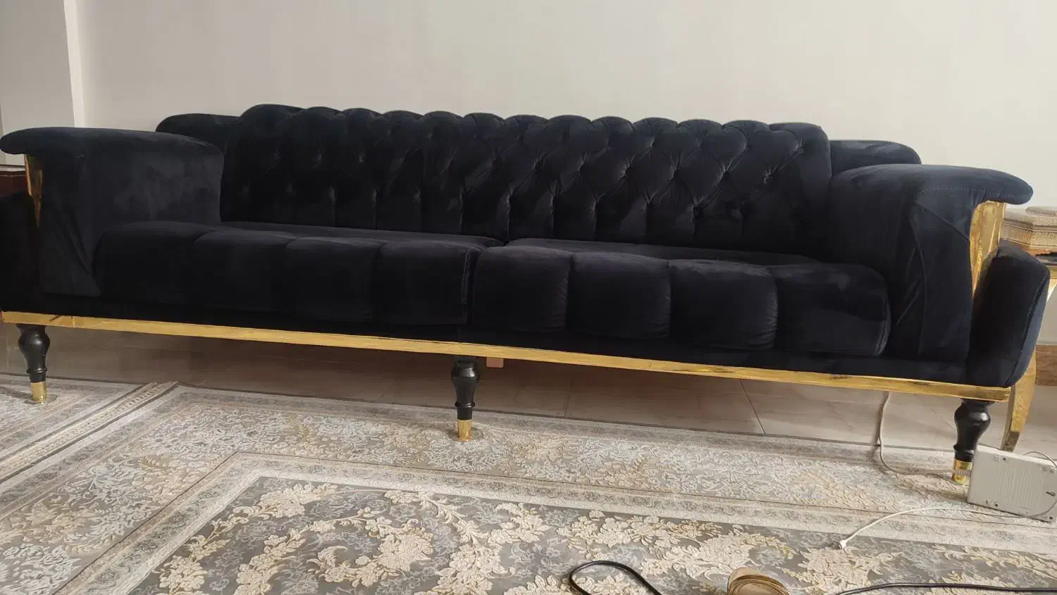 کاناپه چهار نفره چستر|مبلمان خانگی و میز عسلی|شیراز, پودنک|دیوار