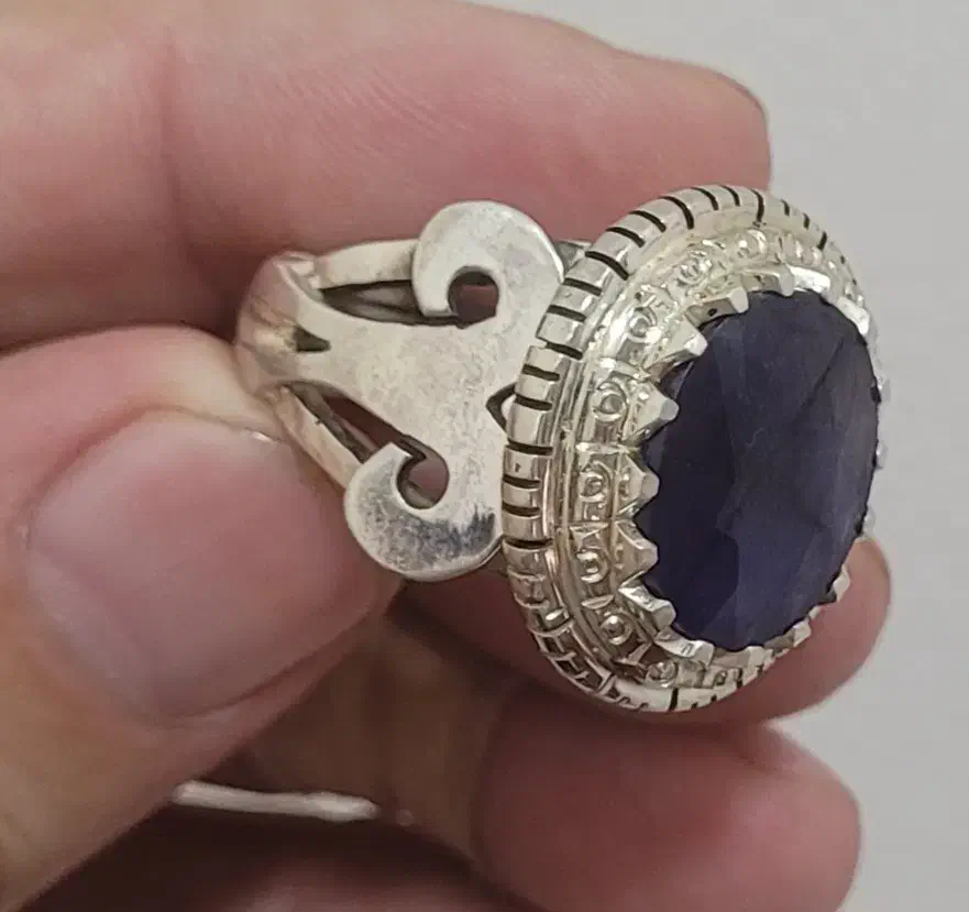 فروش انگشتریاقوت کبود|کلکسیون اشیاء عتیقه|بناب, |دیوار