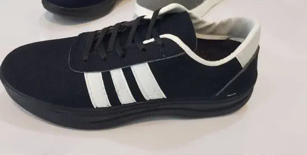 کفش کتانی راحتی|کیف، کفش، کمربند|گناباد, |دیوار