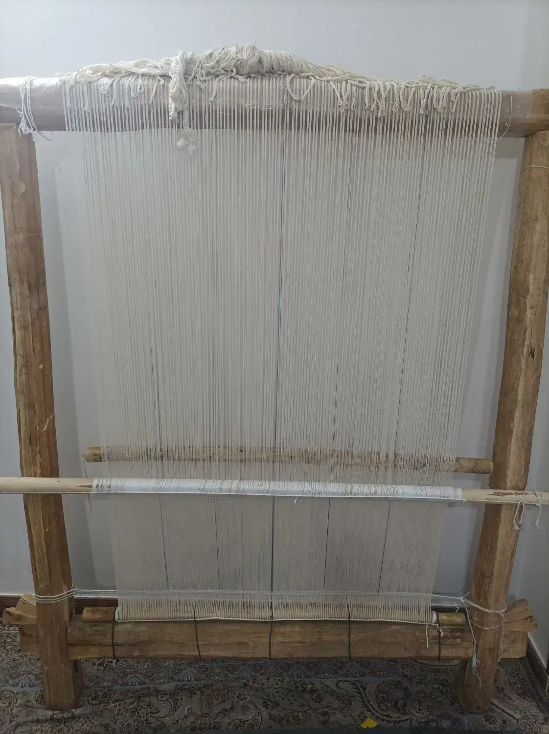 دار قالی همراه با چله کشی نو 6صدتایی|ابزارآلات|شاهینشهر, گزبرخوار|دیوار