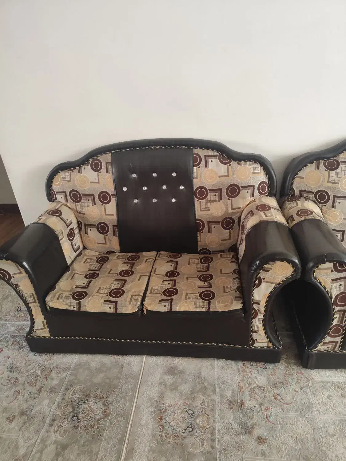 مبل ومیز۲دست|مبلمان خانگی و میز عسلی|سمنان, |دیوار